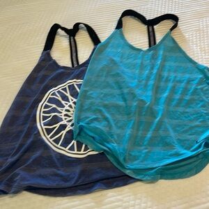 Bundle of 2 Nike dri-fit tanks